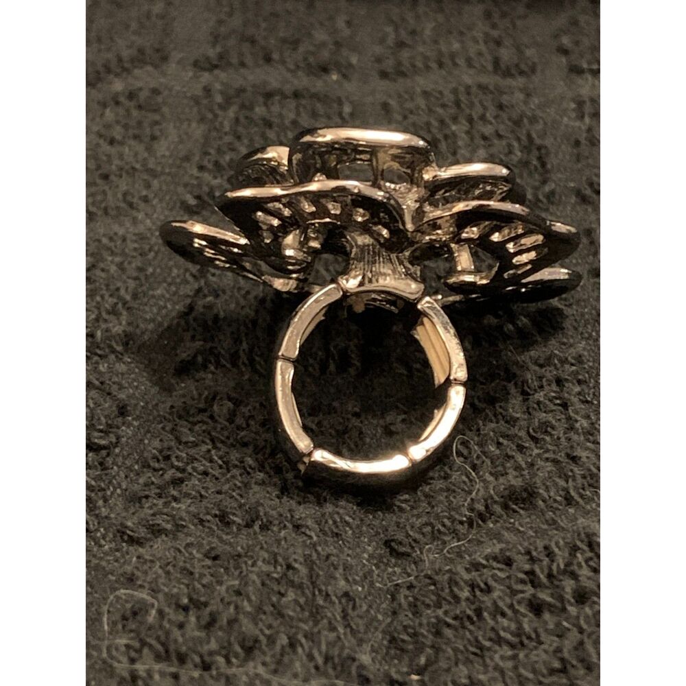 Silver toned Flower Ring 2" - Picture 5 of 5
